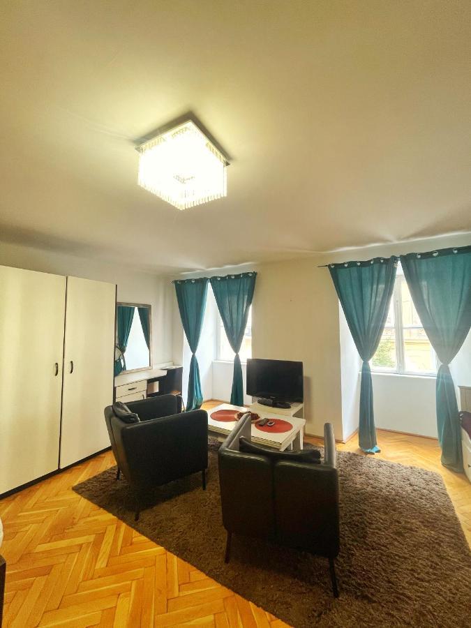 Elegancy Btwn Parliament/basilica/danube Appartement